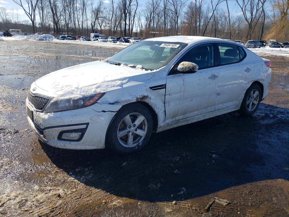 2015 KIA OPTIMA — VIN KNAGM4A74F5584353