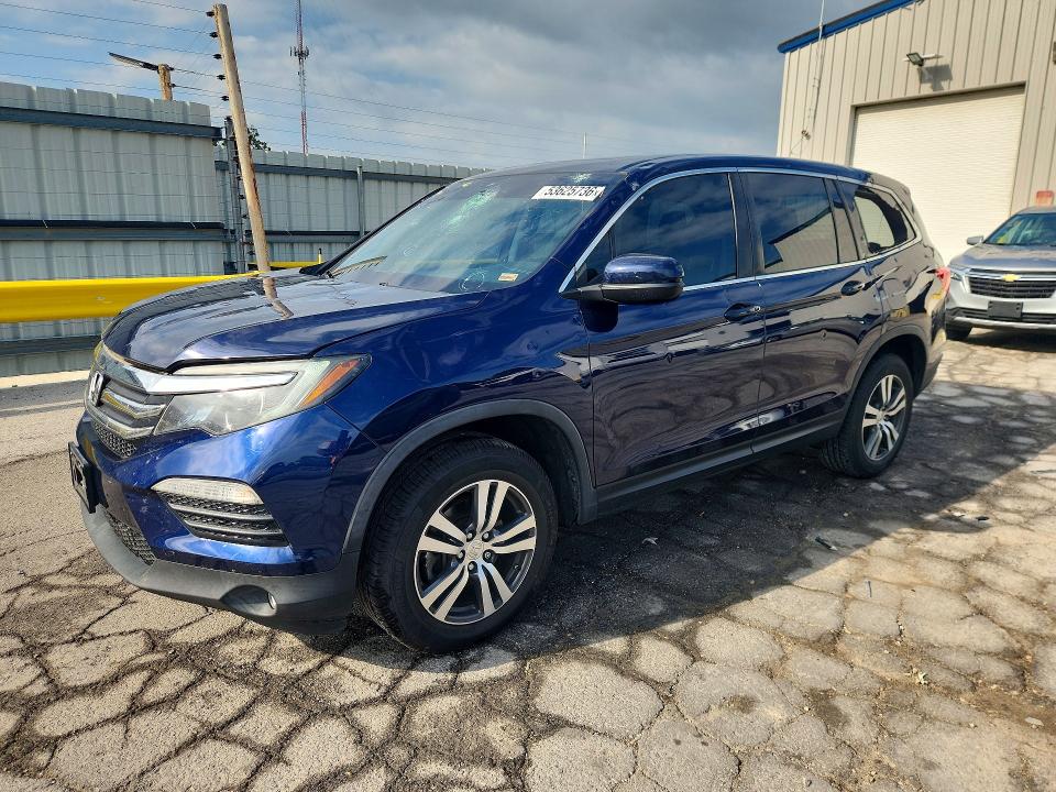 2017 HONDA PILOT — VIN 5FNYF6H57HB100520