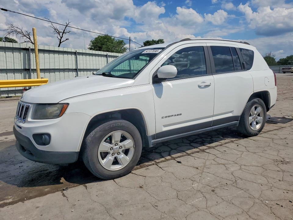2015 JEEP COMPASS — VIN 1C4NJCEA7FD430521