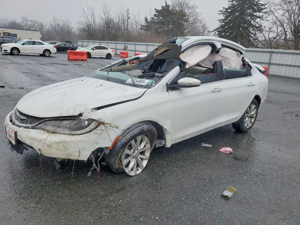 2016 CHRYSLER 200 — VIN 1C3CCCCB9GN119086