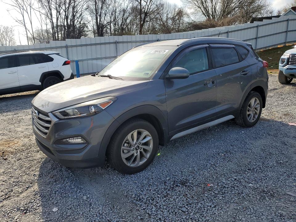 2017 HYUNDAI TUCSON — VIN KM8J33A44HU522001