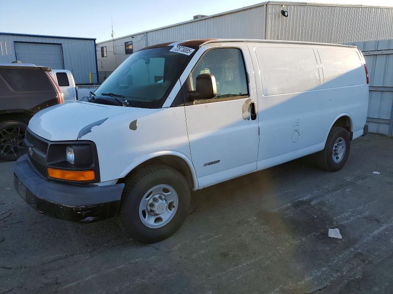 2005 CHEVROLET EXPRESS G2 — VIN 1GCGG25V651237443