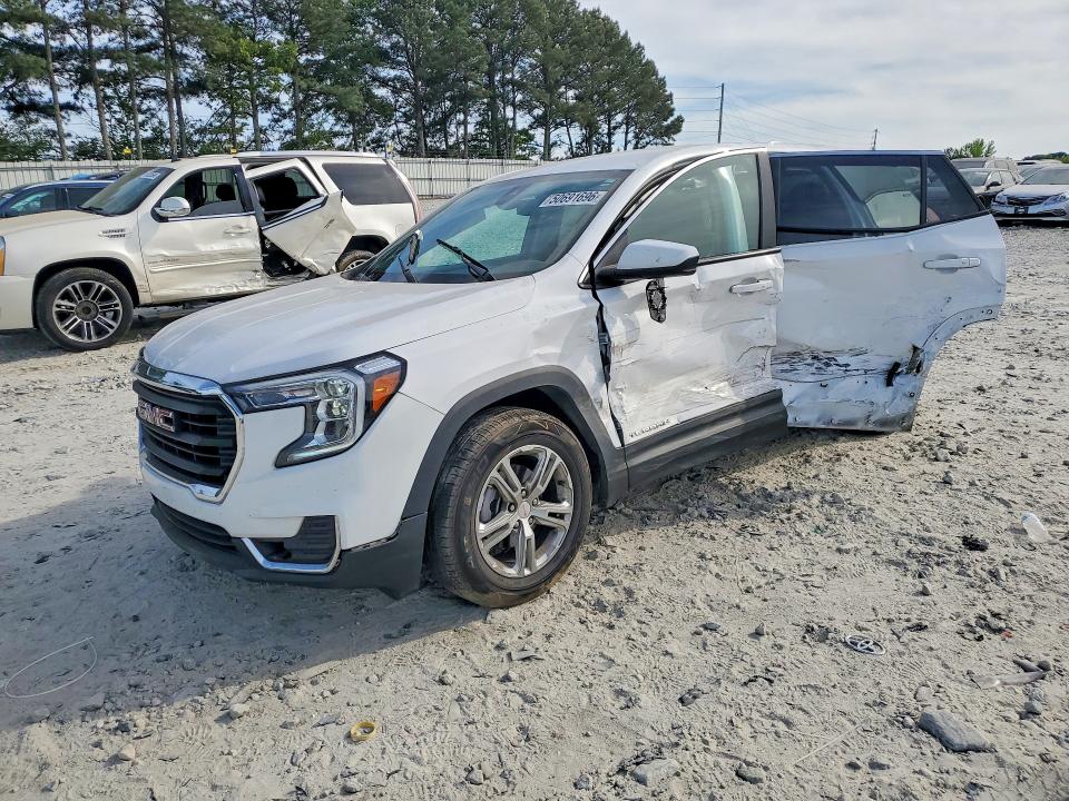 2022 GMC TERRAIN — VIN 3GKALMEV3NL306258