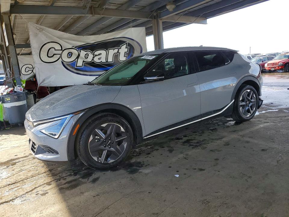 2025 KIA EV6 — VIN 5XYC34JA4SG013852