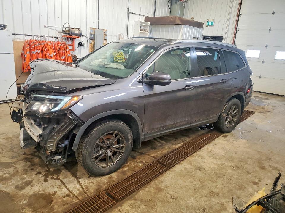 2017 HONDA PILOT — VIN 5FNYF6H71HB509307