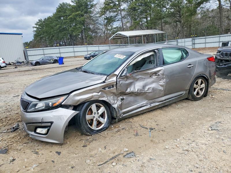 2015 KIA OPTIMA LX — VIN 5XXGM4A70FG476844
