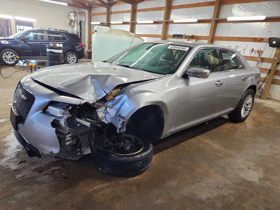 2016 CHRYSLER 300C — VIN 2C3CCAEG6GH343390