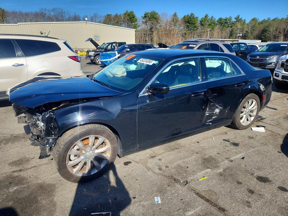 2017 CHRYSLER 300 — VIN 2C3CCARG7HH547269