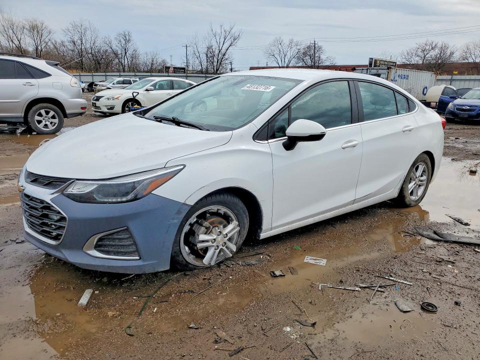 2017 CHEVROLET CRUZE — VIN 1G1BE5SMXH7182051
