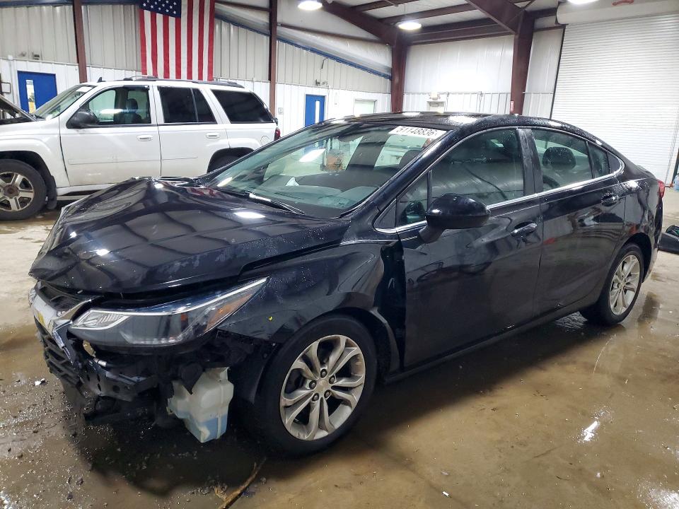 2019 CHEVROLET CRUZE — VIN 1G1BE5SM8K7132191