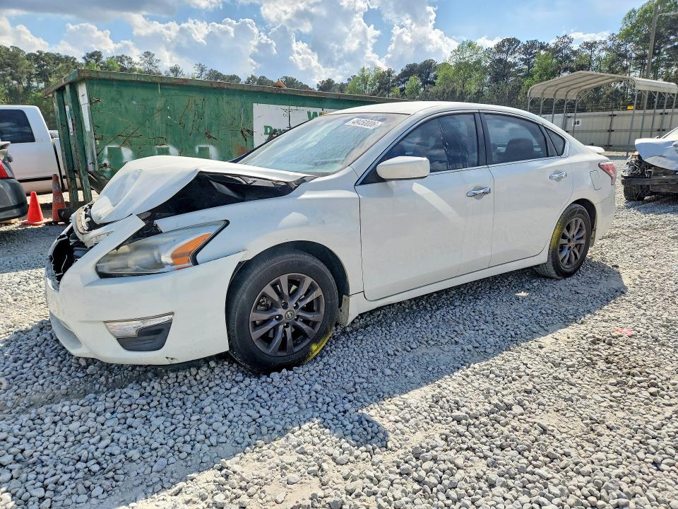 2015 NISSAN ALTIMA — VIN 1N4AL3AP8FN906102
