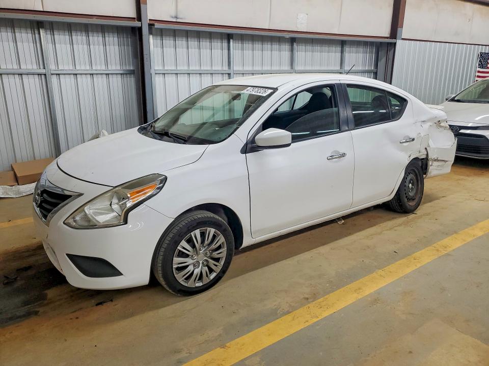 2018 NISSAN VERSA — VIN 3N1CN7AP3JL880900