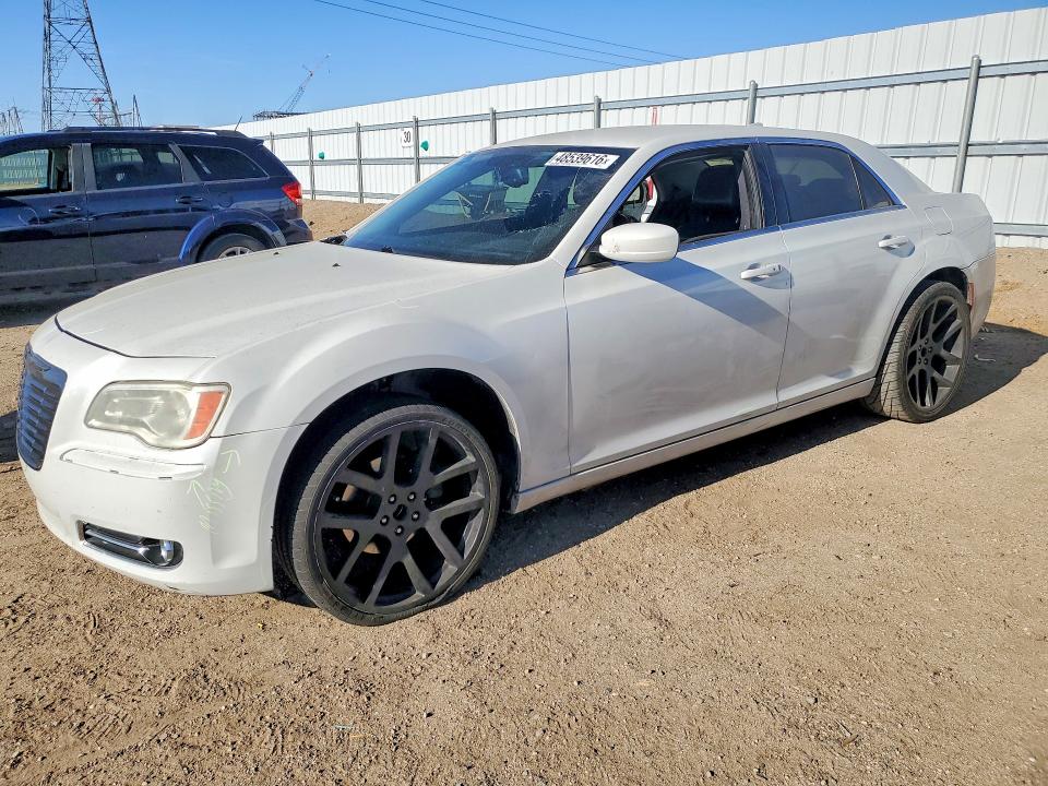 2015 CHRYSLER 300 — VIN 2C3CCAAG0FH766213