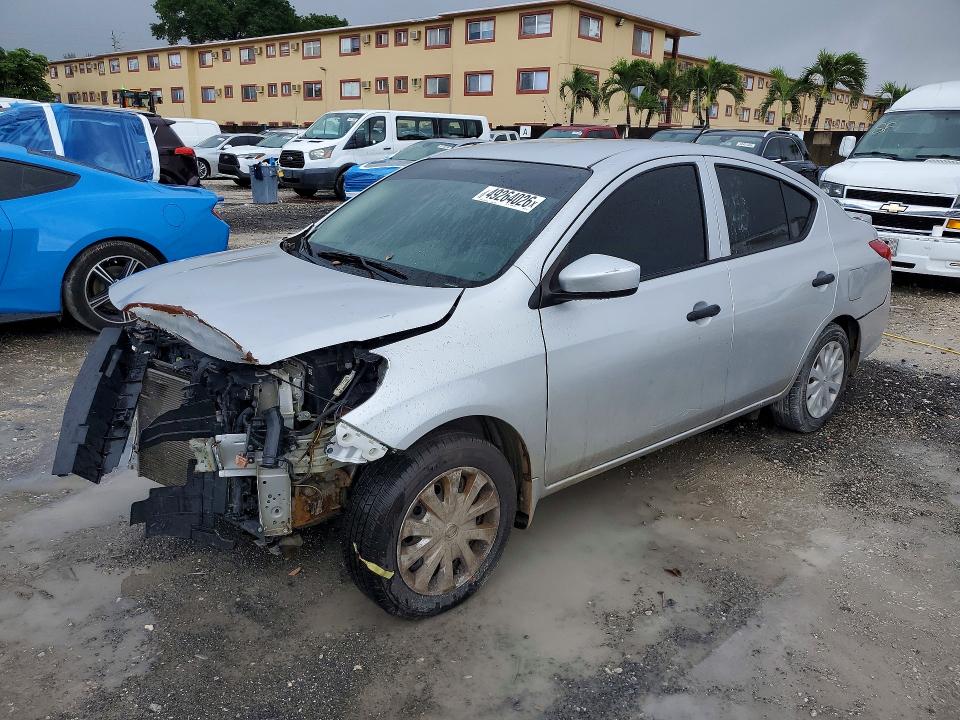 2018 NISSAN VERSA — VIN 3N1CN7AP5JL831293
