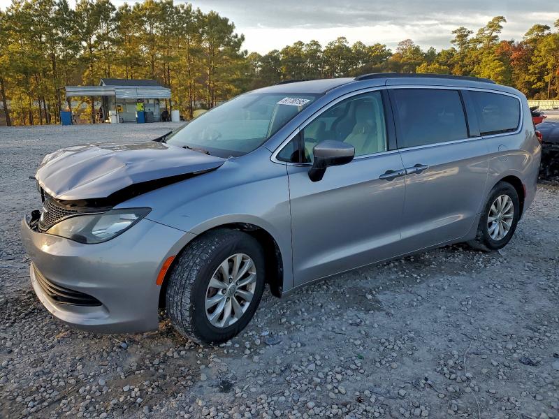 2017 CHRYSLER PACIFICA T — VIN 2C4RC1DG7HR508012