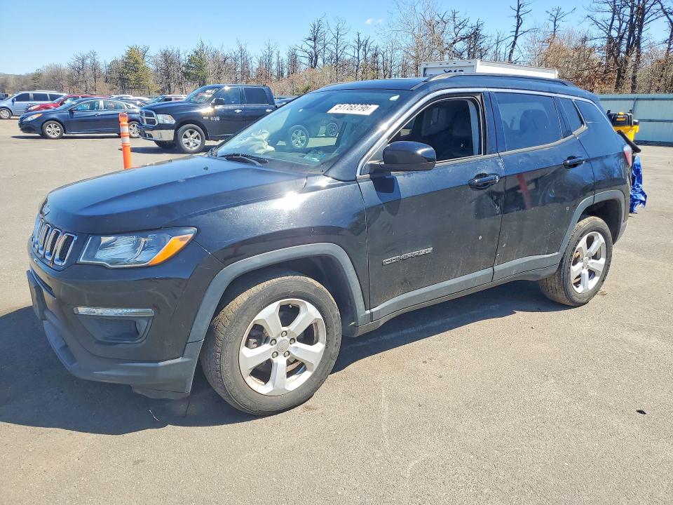 2018 JEEP COMPASS — VIN 3C4NJDBB4JT117111