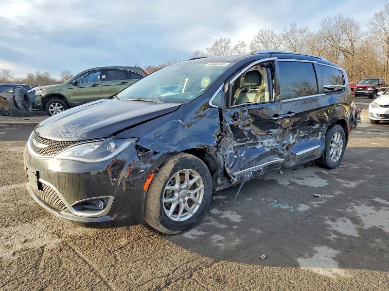 2020 CHRYSLER PACIFICA T — VIN 2C4RC1BG1LR115571
