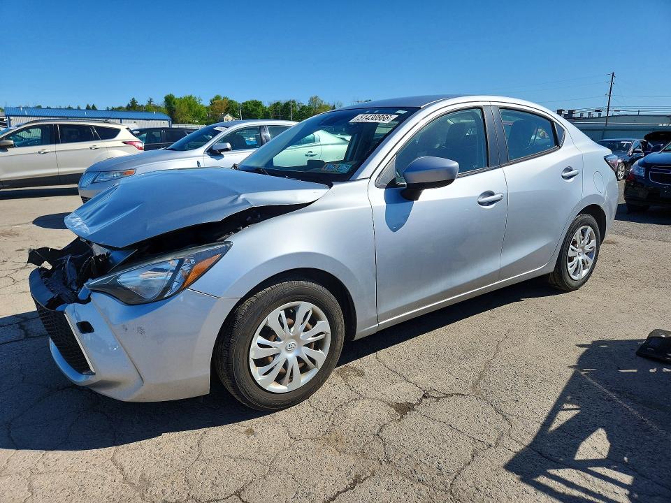 2019 TOYOTA YARIS — VIN 3MYDLBYV1KY528385