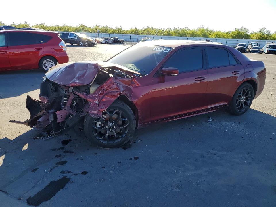 2022 CHRYSLER 300 — VIN 2C3CCASG5NH236932