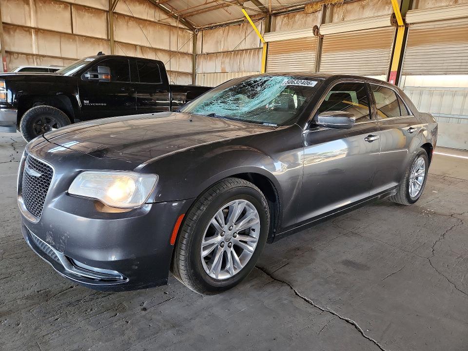 2015 CHRYSLER 300C — VIN 2C3CCAEG1FH908529