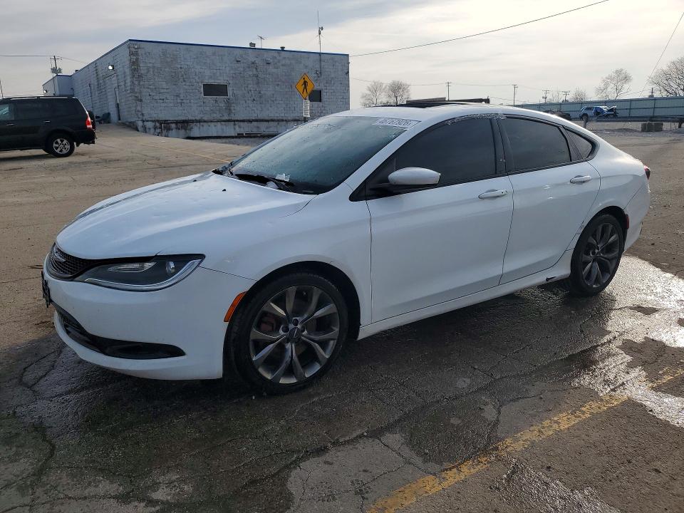 2015 CHRYSLER 200 — VIN 1C3CCCBB9FN537616