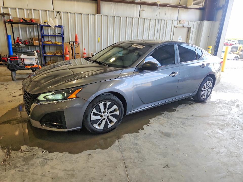 1N4BL4BV6RN429178