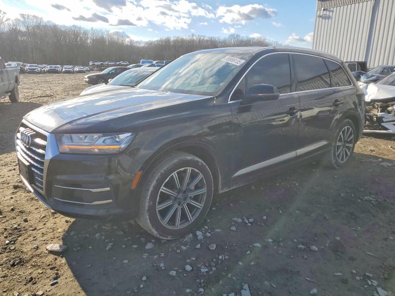 2017 AUDI Q7 — VIN WA1LAAF77HD021575
