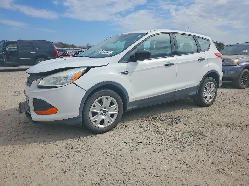 2016 FORD ESCAPE — VIN 1FMCU0F73GUA27469