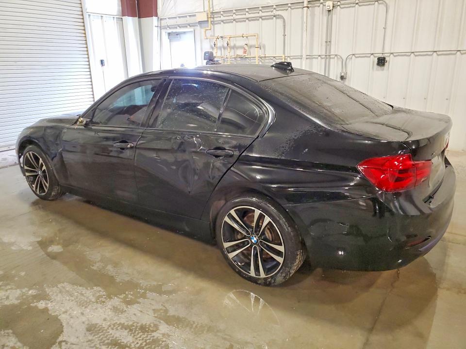 WBA8B7G56JNU94888