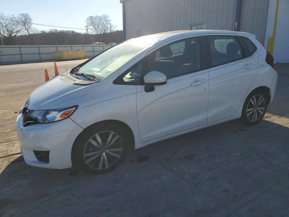 2015 HONDA FIT — VIN 3HGGK5H83FM740312
