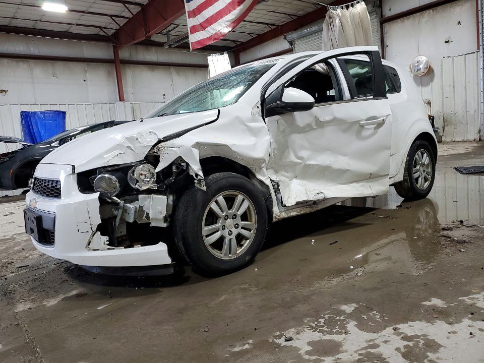 2015 CHEVROLET SONIC — VIN 1G1JC6SH9F4191249