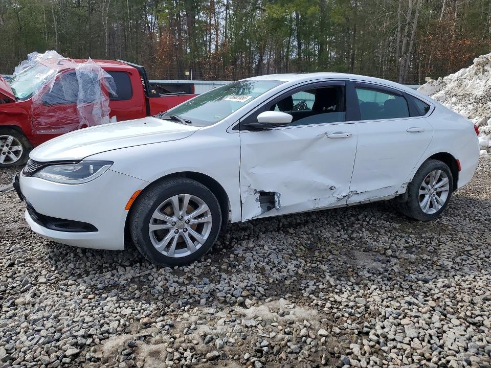 2015 CHRYSLER 200 — VIN 1C3CCCAB2FN694700