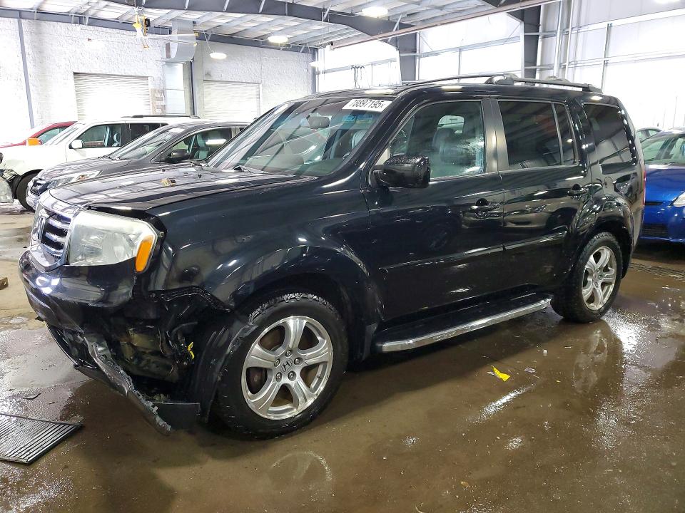 2015 HONDA PILOT — VIN 5FNYF4H52FB025775