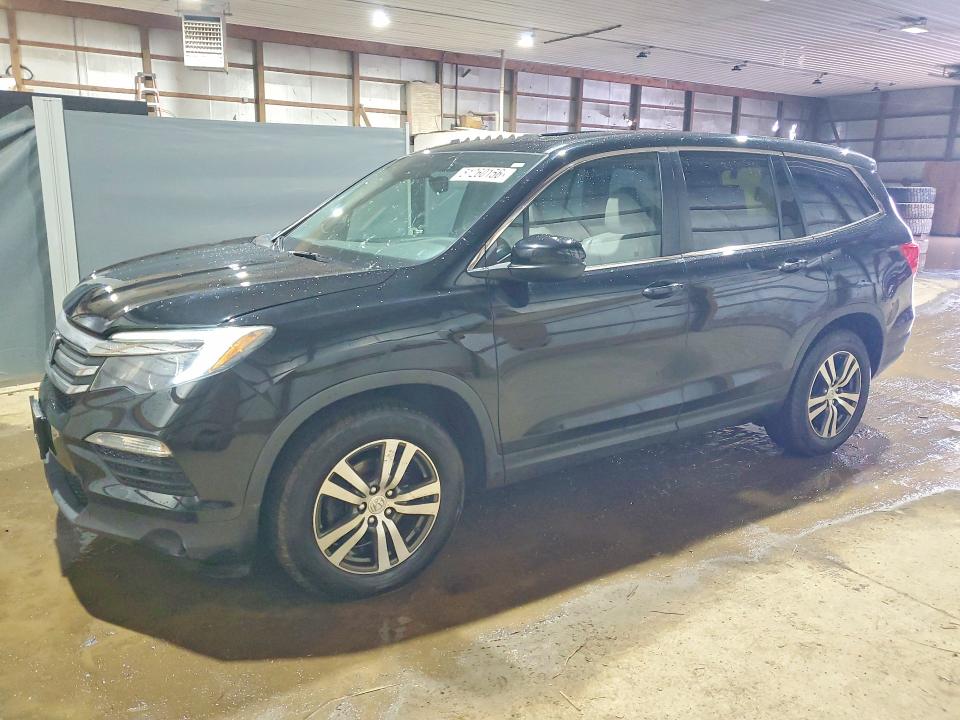 2017 HONDA PILOT — VIN 5FNYF6H61HB000373