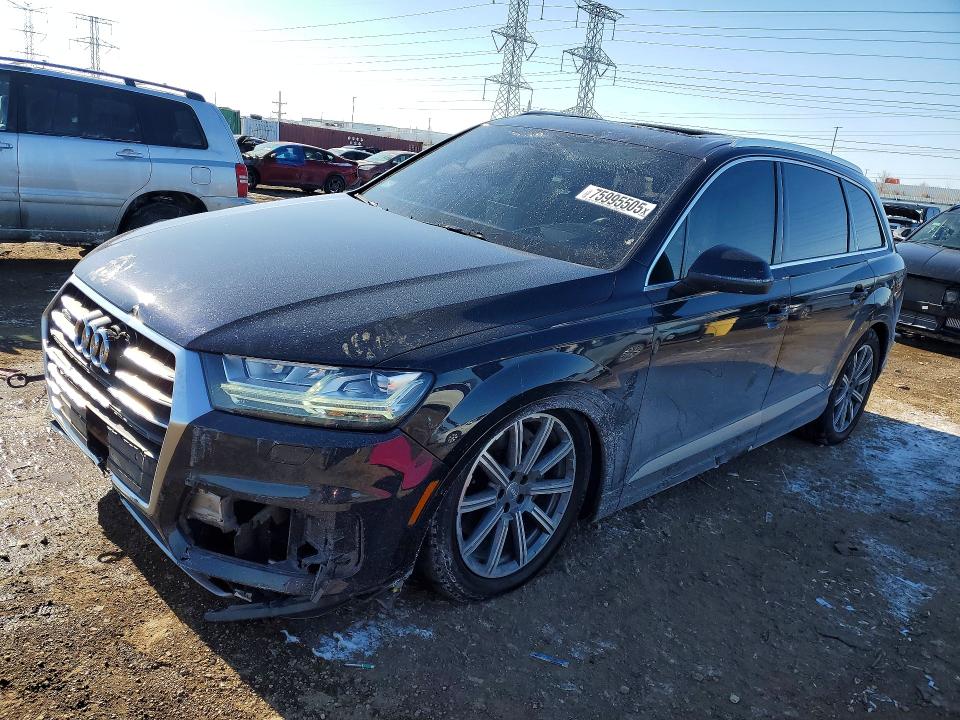 2017 AUDI Q7 — VIN WA1VAAF75HD059556