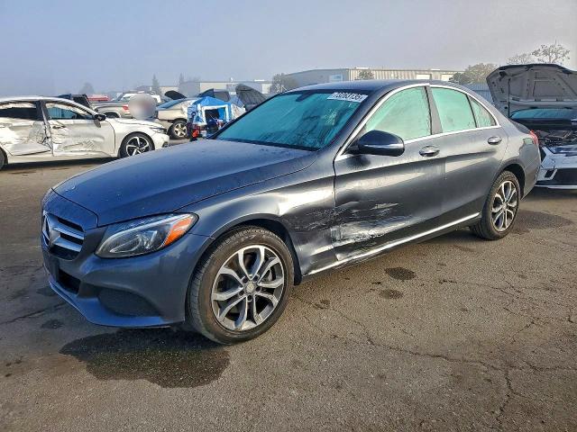 2015 MERCEDES-BENZ C 300 4MAT — VIN 55SWF4KBXFU001826