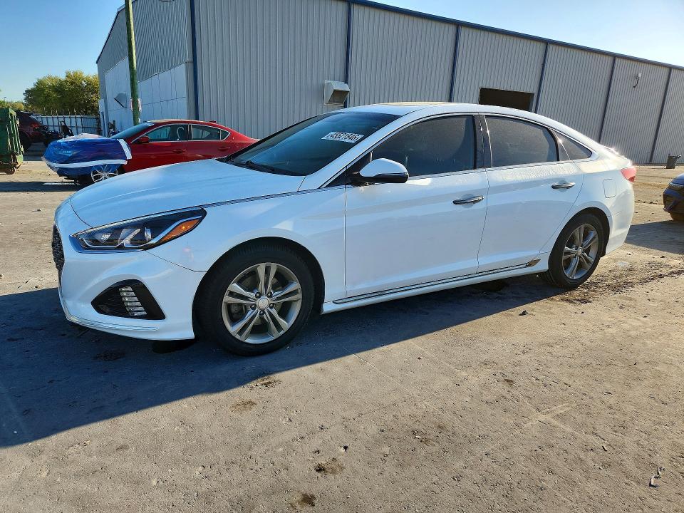 2018 HYUNDAI SONATA — VIN 5NPE34AFXJH701639