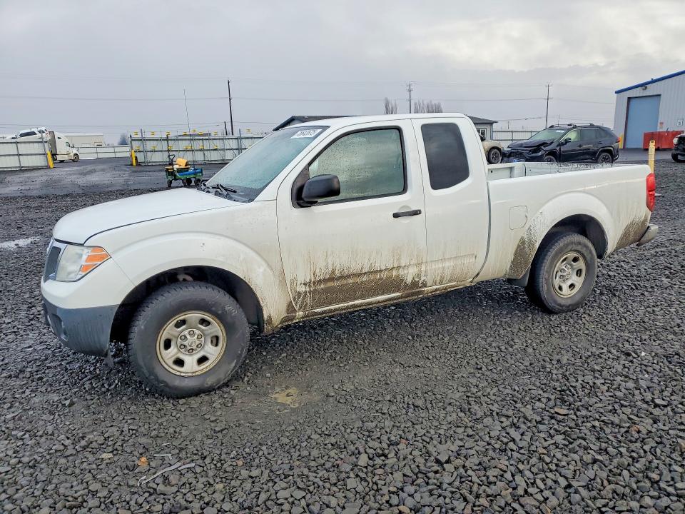 2015 NISSAN FRONTIER — VIN 1N6BD0CT8FN766635