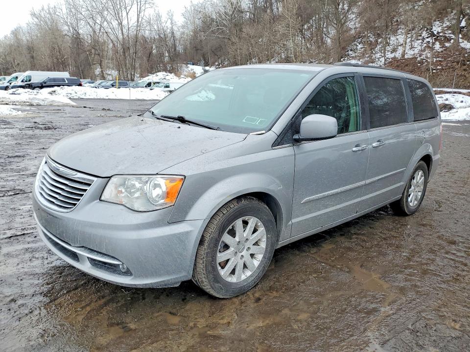 2016 CHRYSLER TOWN & COUNTRY — VIN 2C4RC1BG5GR302768
