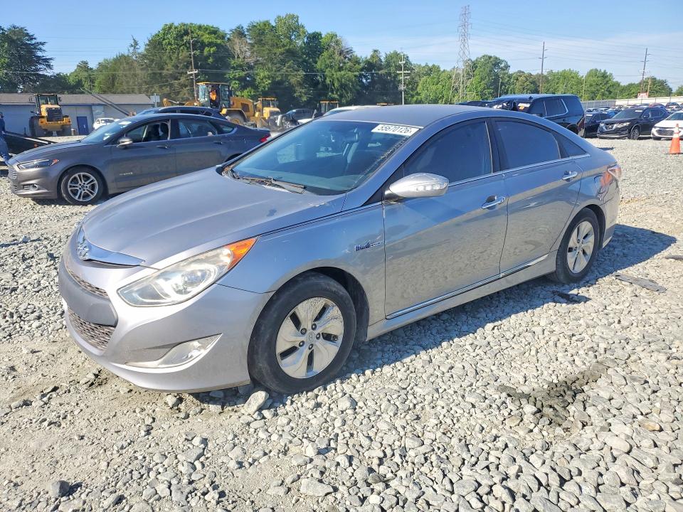 2015 HYUNDAI SONATA HYBRID — VIN KMHEC4A49FA130461