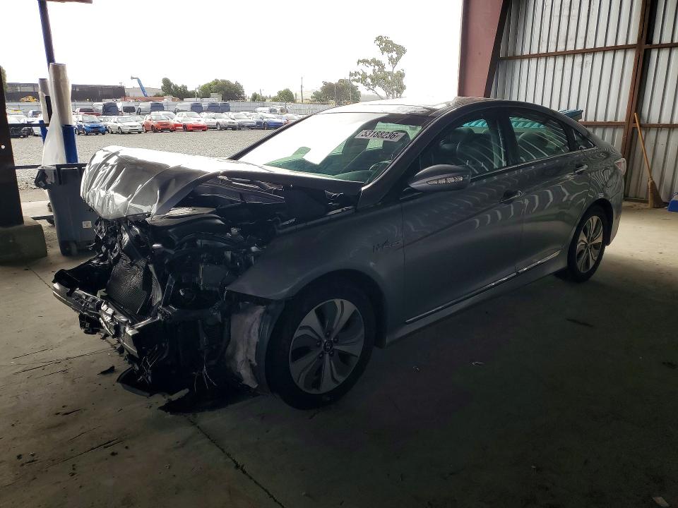 2015 HYUNDAI SONATA HYBRID — VIN KMHEC4A42FA125831