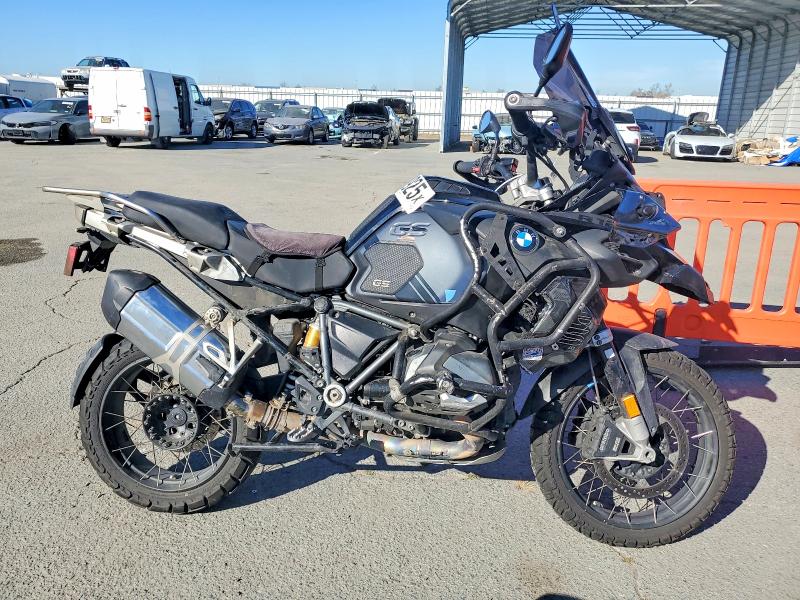 WB10M1300P6H17365