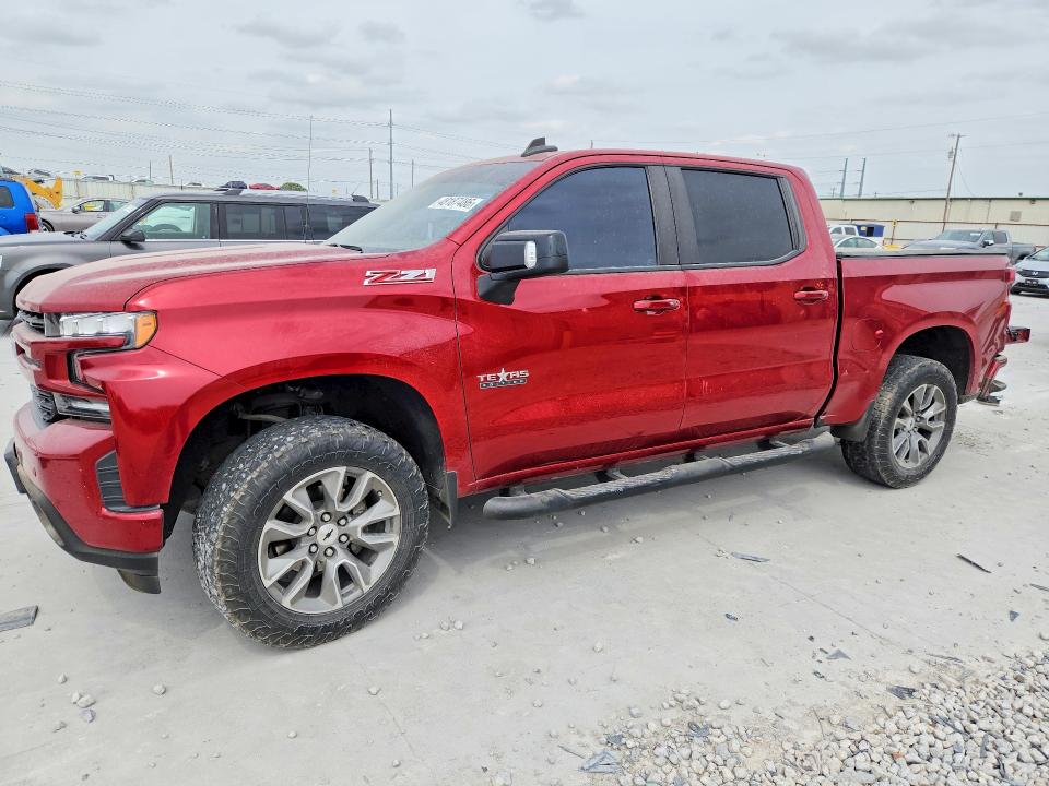2021 CHEVROLET SILVERADO — VIN 1GCUYEED5MZ140212