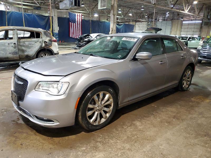 2015 CHRYSLER 300 — VIN 2C3CCARG1FH846253