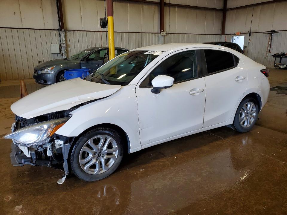 2017 TOYOTA YARIS IA — VIN 3MYDLBYV1HY171590