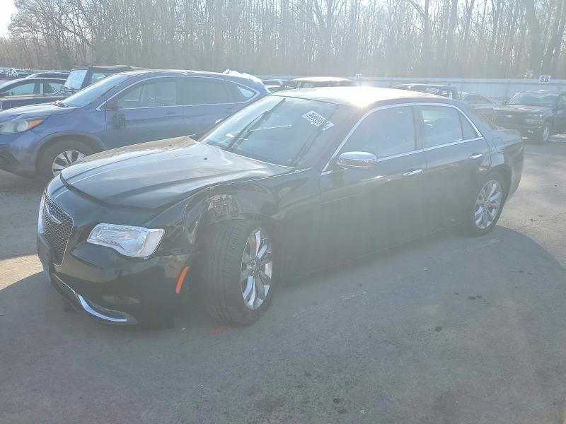 2018 CHRYSLER 300 — VIN 2C3CCAKG4JH177625