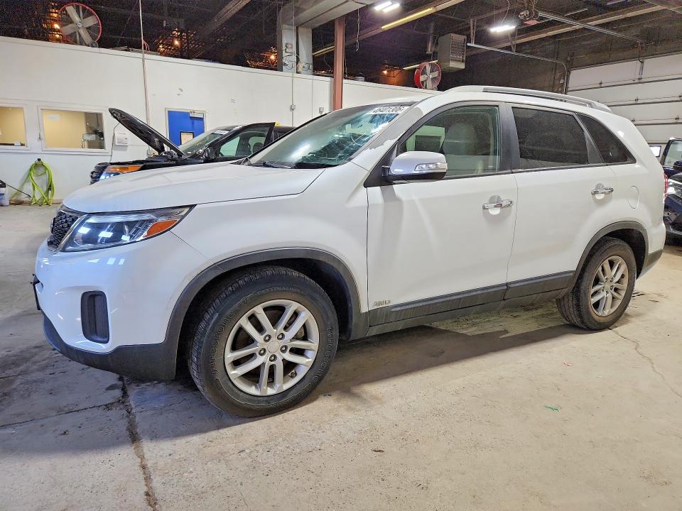 2015 KIA SORENTO — VIN 5XYKTDA79FG606645