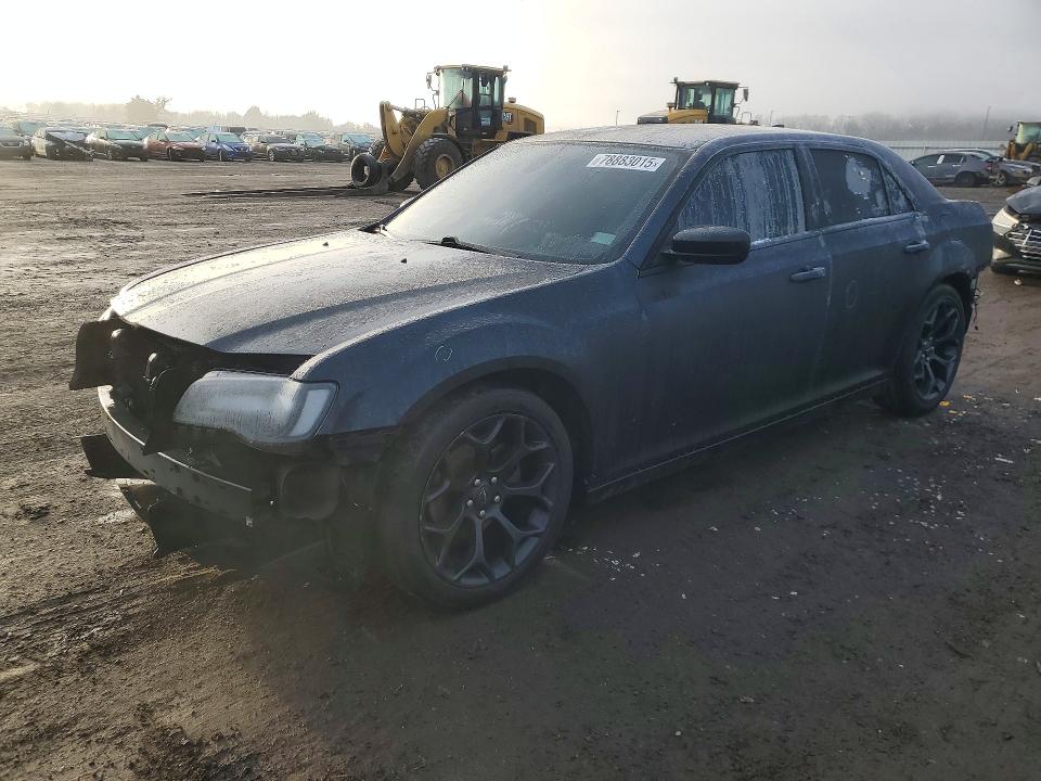 2019 CHRYSLER 300 — VIN 2C3CCAAG0KH601563