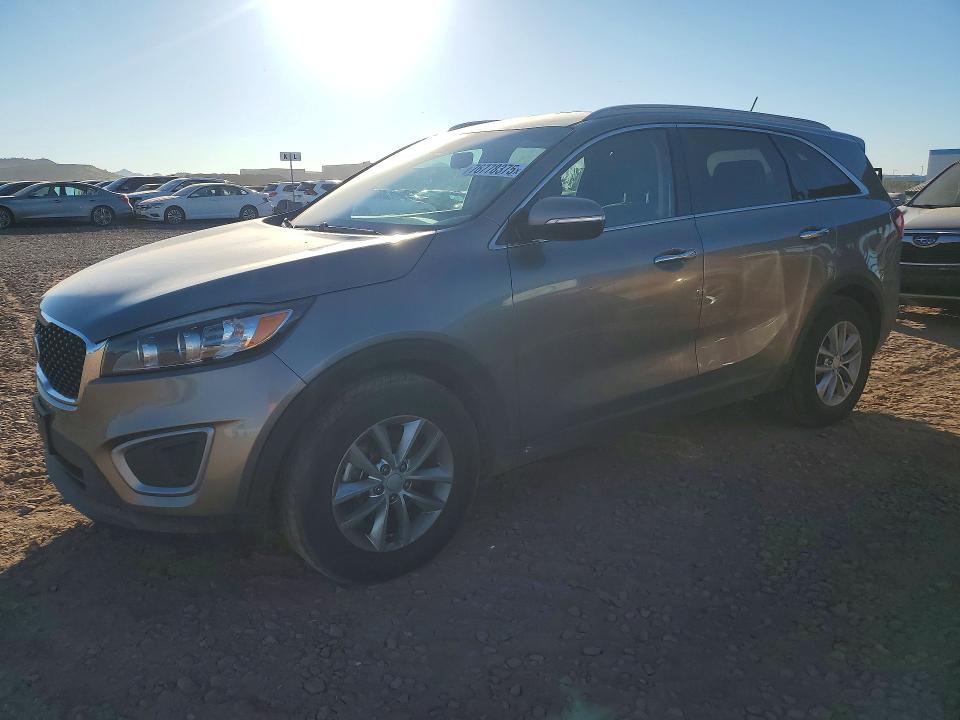 2017 KIA SORENTO — VIN 5XYPG4A5XHG219579