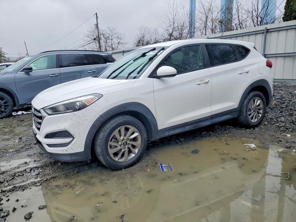 2017 HYUNDAI TUCSON — VIN KM8J23A43HU382431